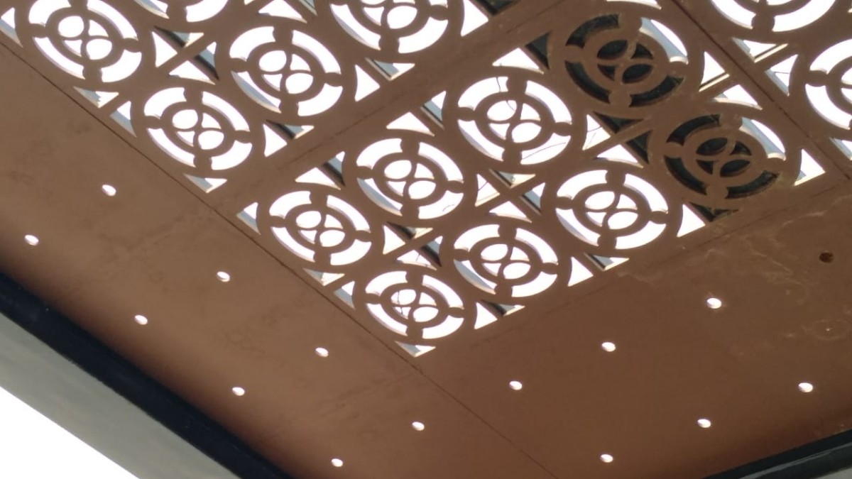 Ceiling