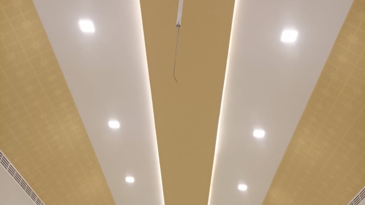 Ceiling1